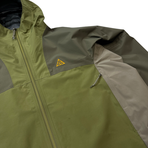Nike green rain jacket on sale