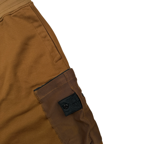 Stone Island 2021 Shadow Project Brown Garment Dyed Mesh Cargo Pocket Shorts -XL