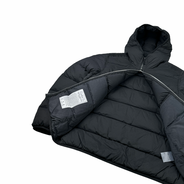 Stone Island 2023 Black Seamless Tunnel Nylon Down TC - Medium