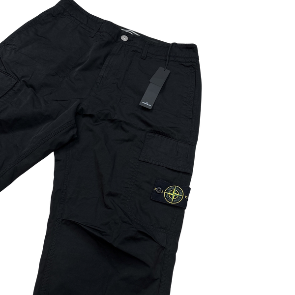 Stone Island 2023 Black Regular Fit Cargo Twill TC Trousers  - 32"