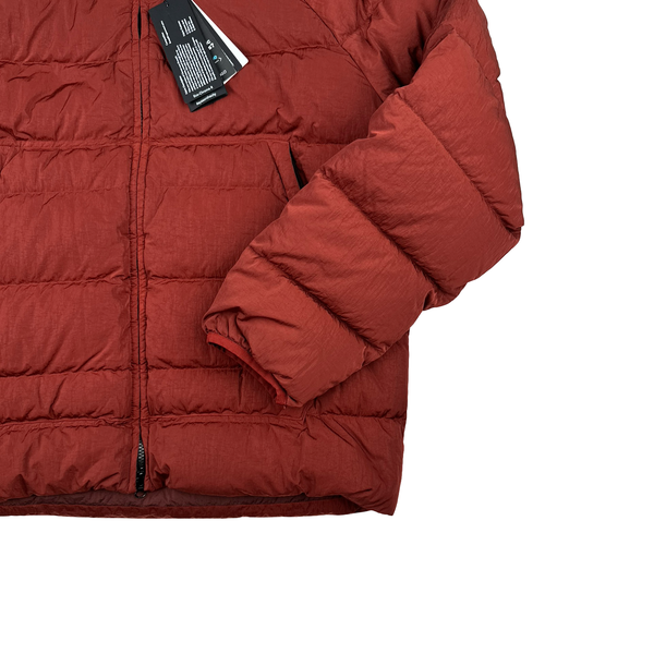 CP Company Burgandy ECO CHROME-R Down Filled Puffer Jacket - Large