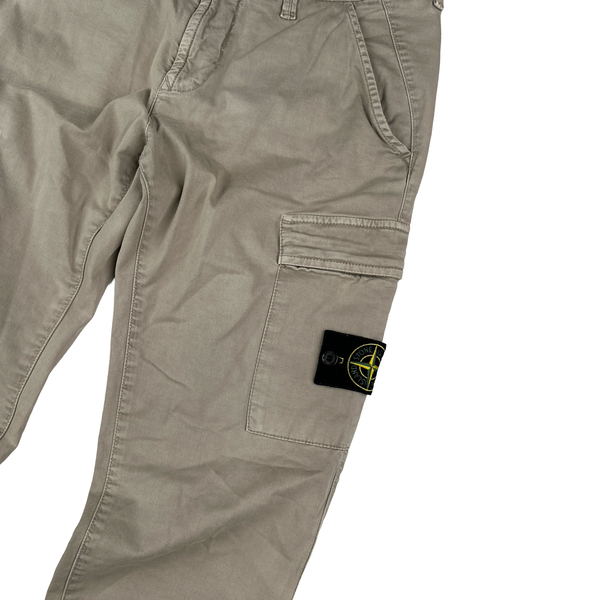 Stone Island 2018 Beige SK Fit Cargos - Medium