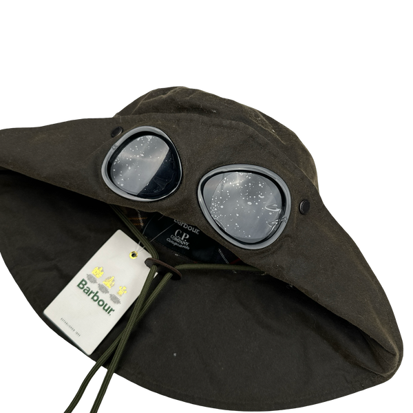 CP Company x Barbour Waxed Goggle Bucket Hat - Medium