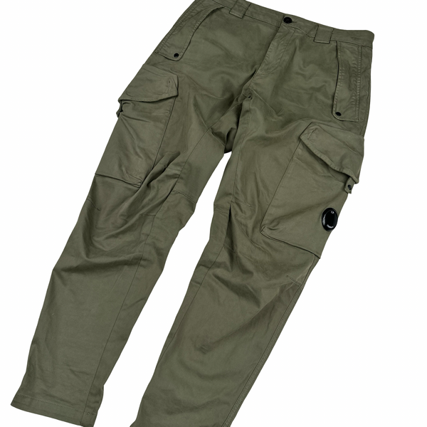 CP Company Green Ergonomic Fit Cargo Trousers - Medium