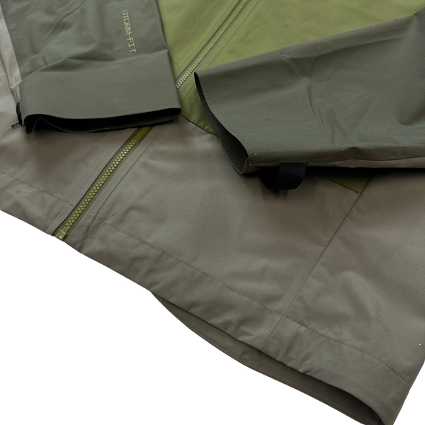 Nike ACG Green Colour Block Storm-Fit Rain Jacket - Medium