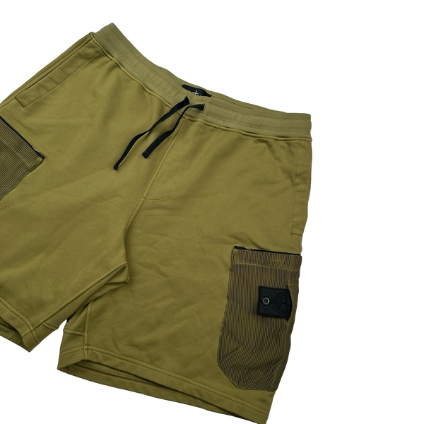 Stone Island 2021 Shadow Project Olive Green Garment Dyed Mesh Cargo Pocket Shorts -XL