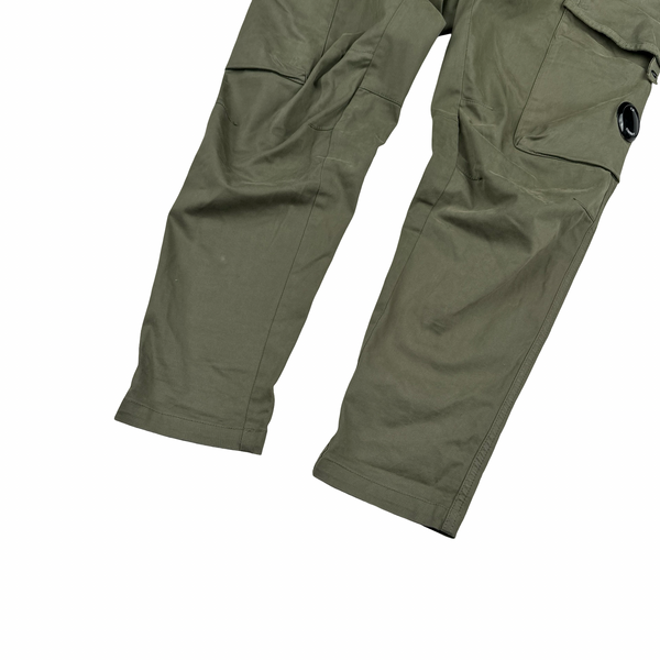CP Company Green Ergonomic Fit Cargo Trousers - Medium