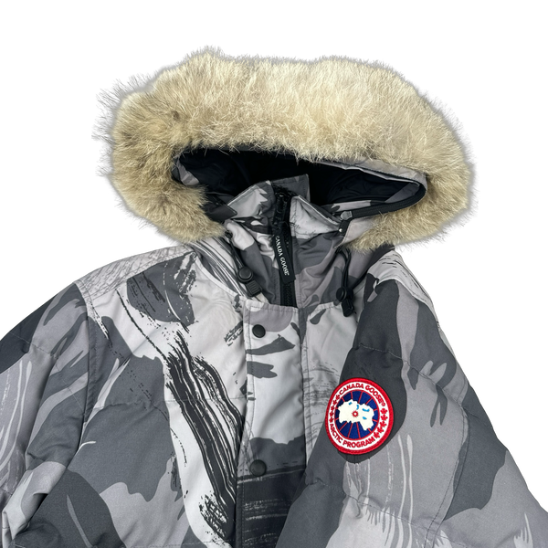 Canada Goose Grey Camo Premium Down Carson Coyote Fur Parka Jacket - Large