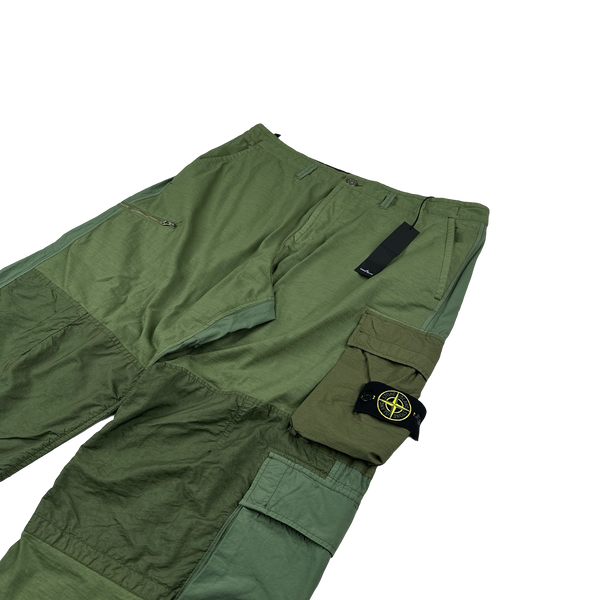 Stone Island 2023 Loose Fit Cargos Green Twill TC Trousers - 38"