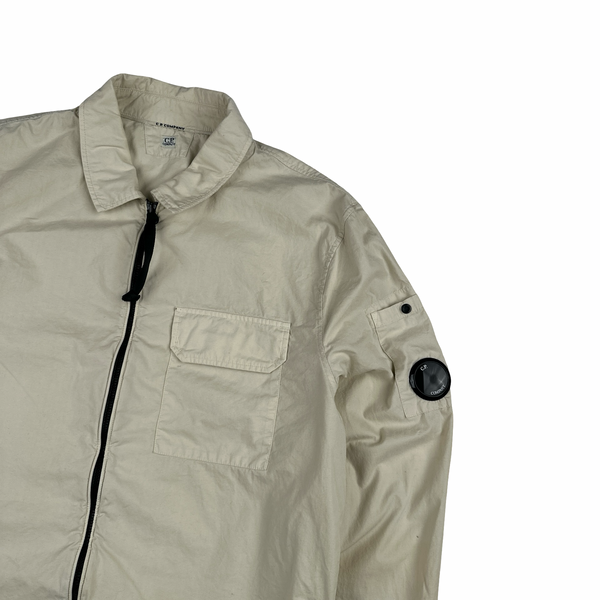 CP Company Cream Zipped Cotton Lens View Overshirt - Large