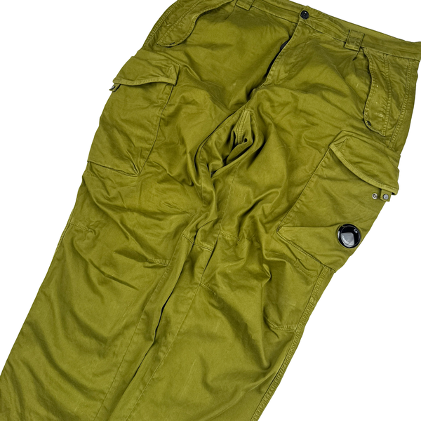 CP Company Green Loose Fit Lens Viewer Cargos - XL