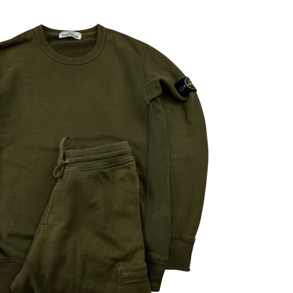 Khaki green deals stone island tracksuit