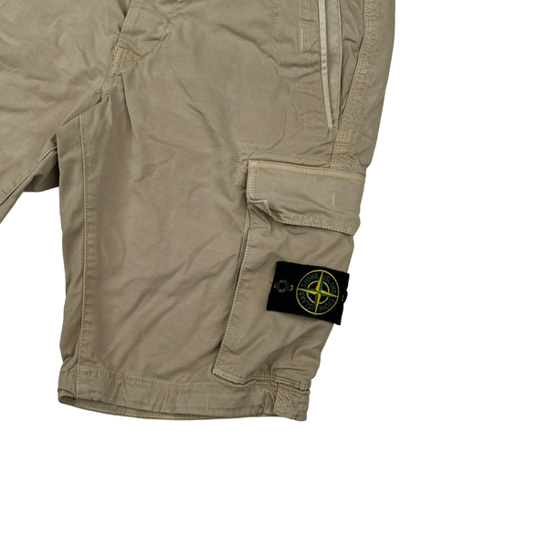 Stone Island 2015 Beige Cotton Cargo Shorts - Small
