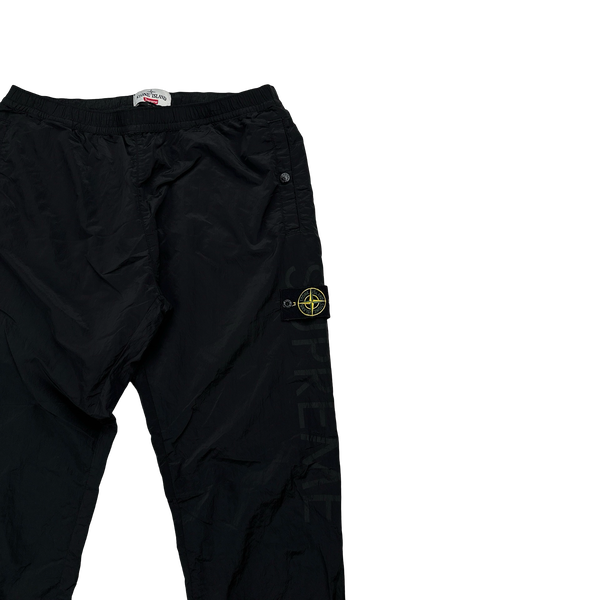 Stone Island x Supreme Black Nylon Metal Trousers - Medium