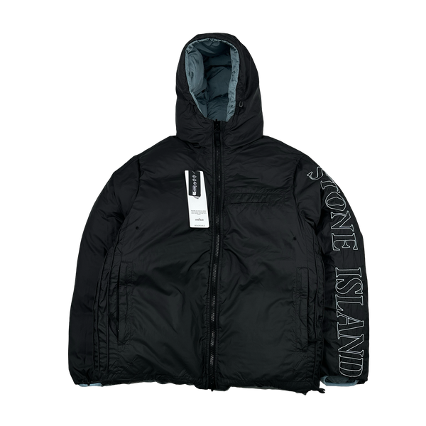 Stone Island 2023 Baby Blue Reversible Nylon Metal Down Centre Badge Puffer Jacket - Medium