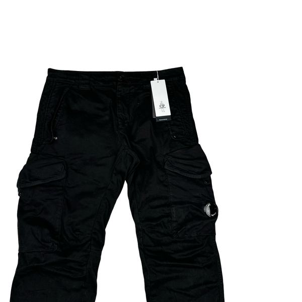 CP Company Black Ergonomic Fit Cargo Trousers - Small