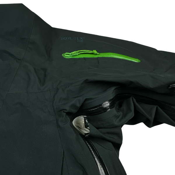 Arcteryx Green Lightweight Gore-tex Pro Zipped Hooded Jacket - Large