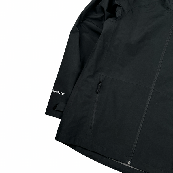 Berghaus Black Gore-tex Lightweight Hooded Raincoat - Small