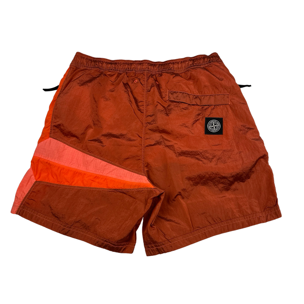 Stone Island 2021 Pink Nylon Metal Econyl Compass Shorts - Small