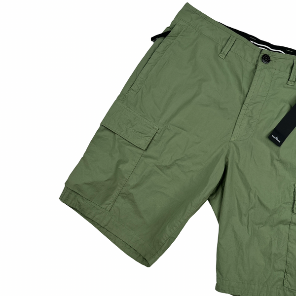 Stone Island 2023 Pale Green Cotton Cargo Shorts - Small