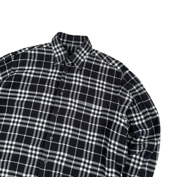 Burberry Check Flannel Buttoned Shirt - Large