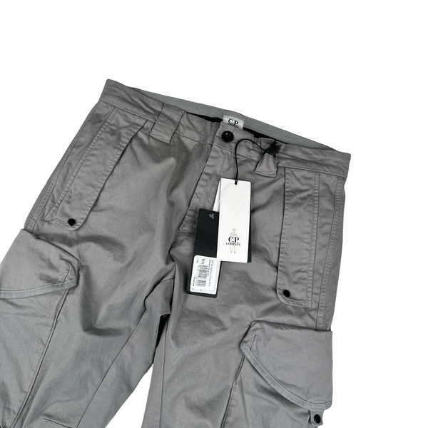 CP Company Grey Ergonomic Fit Cargo Trousers - Medium