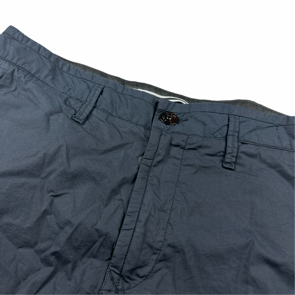 Stone Island 2021 Navy Paracadute Cargo Shorts - Small
