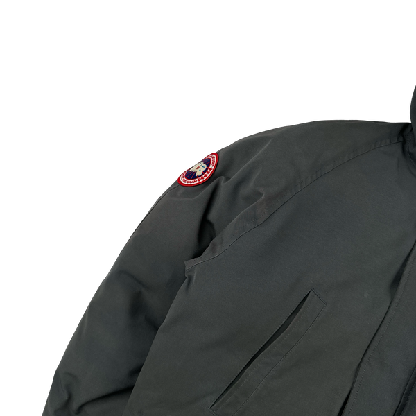 Canada Goose Charcoal Chilliwack Coyote Fur Hood Puffer - Medium