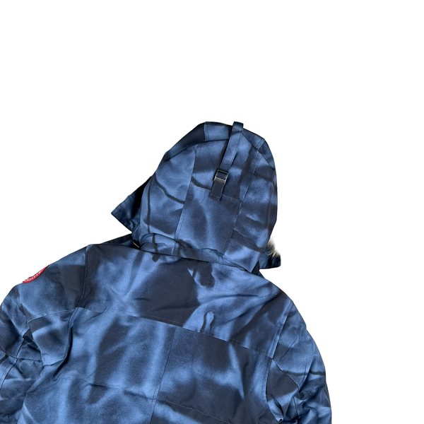 Canada Goose Blue Abstract Camo Wyndham Parka Jacket XS Mat s Island