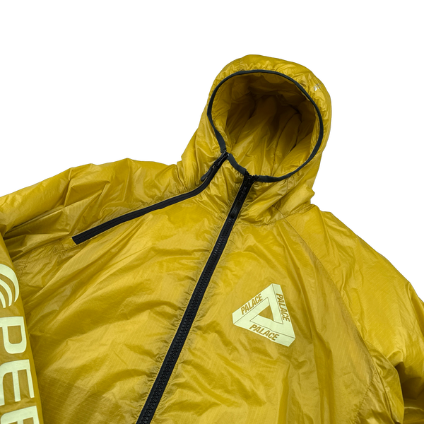 Palace Yellow Spellout Pertex Quantum Jacket - Medium