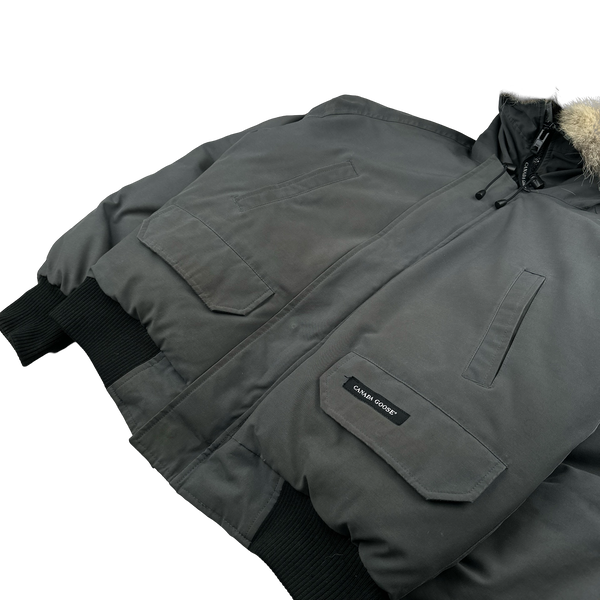 Canada Goose Charcoal Chilliwack Coyote Fur Hood Puffer - Medium