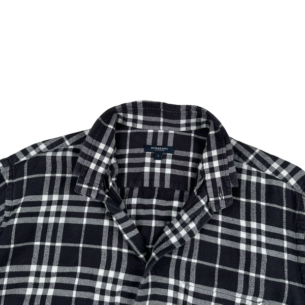 Burberry Check Flannel Buttoned Shirt - Large