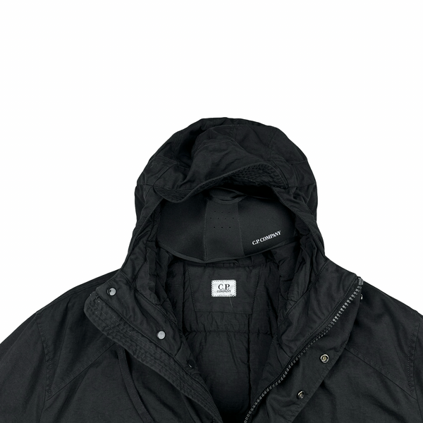 CP Company Taylon P Metropolis Mask Jacket - Medium