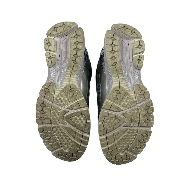 New Balance x The Basement 1906 'Day Chrome' Silver Trainers - UK 10