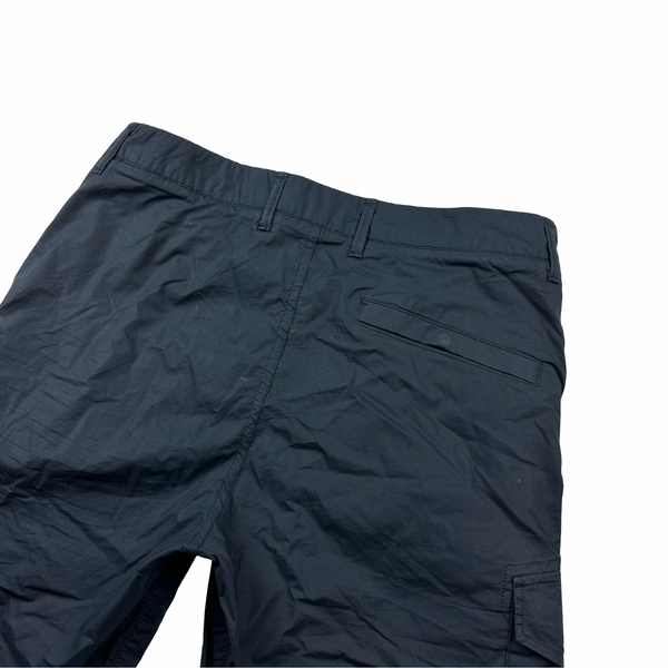 Stone Island 2021 Navy Paracadute Cargo Shorts - Small