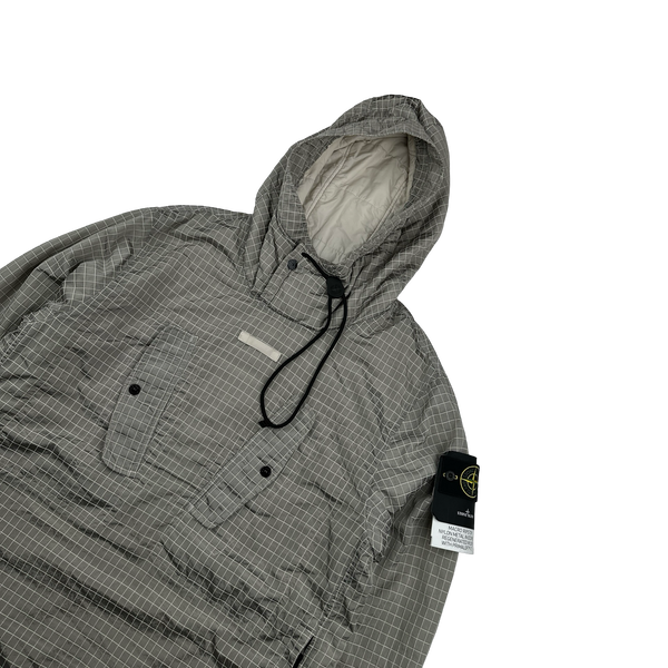 Stone Island 2023 Macro Ripstop Nylon Metal Regenerated Nylon Primaloft-TC Smock- Medium