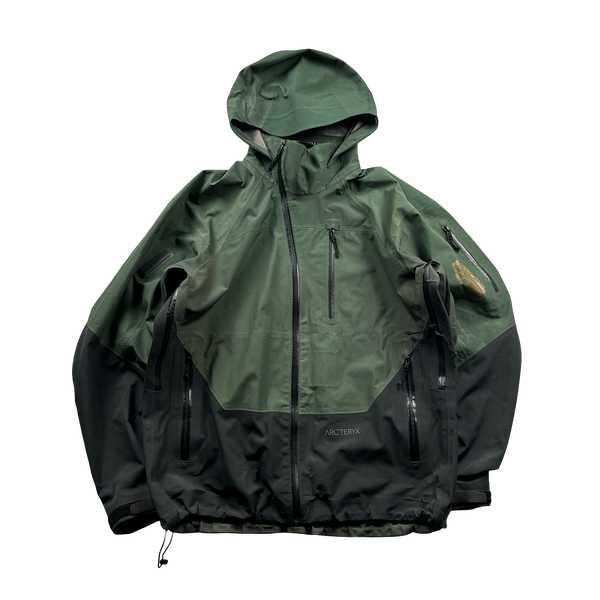 Arcteryx Green Goretex Asymmetric Windbreaker Jacket - Large