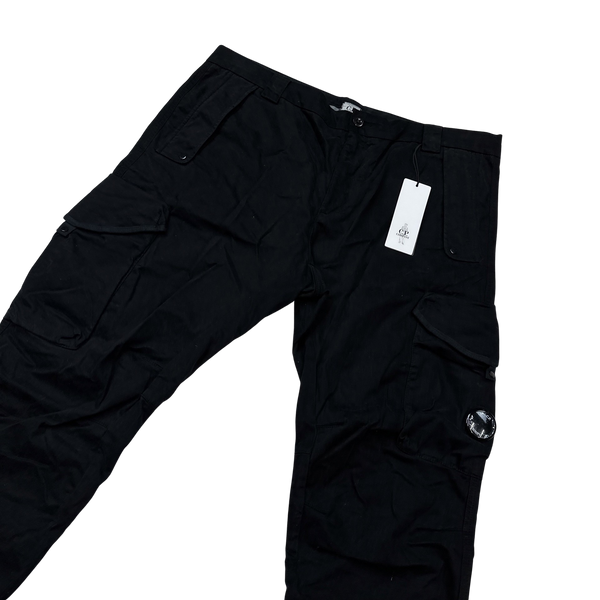 CP Company Black Lens Viewer Ergonomic Cargos - XL, 3XL