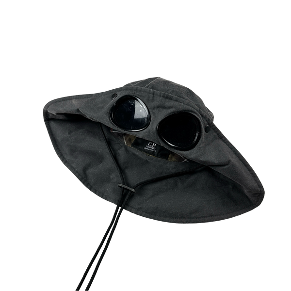 CP Company x Barbour Waxed Goggle Bucket Hat - Medium
