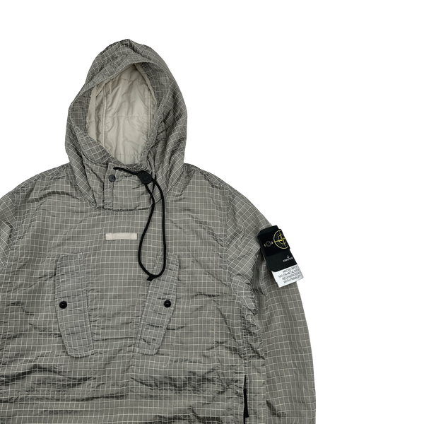 Stone Island 2023 Macro Ripstop Nylon Metal Regenerated Nylon Primaloft-TC Smock- Medium