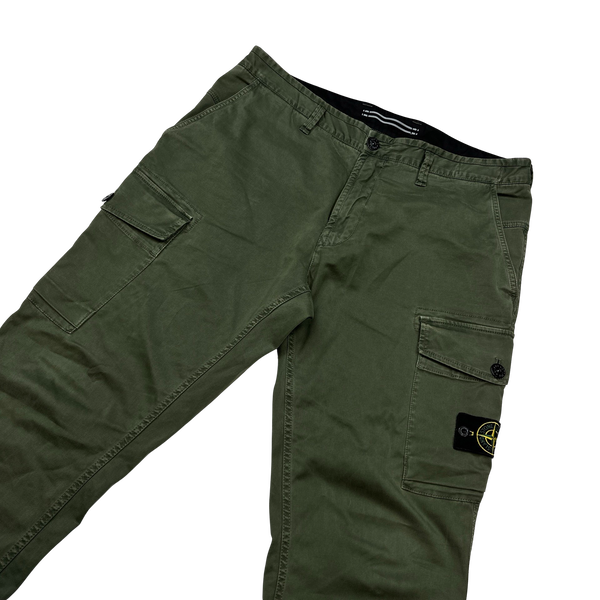 Stone Island 2021 Green Slim Fit Cargo Trousers - 36"