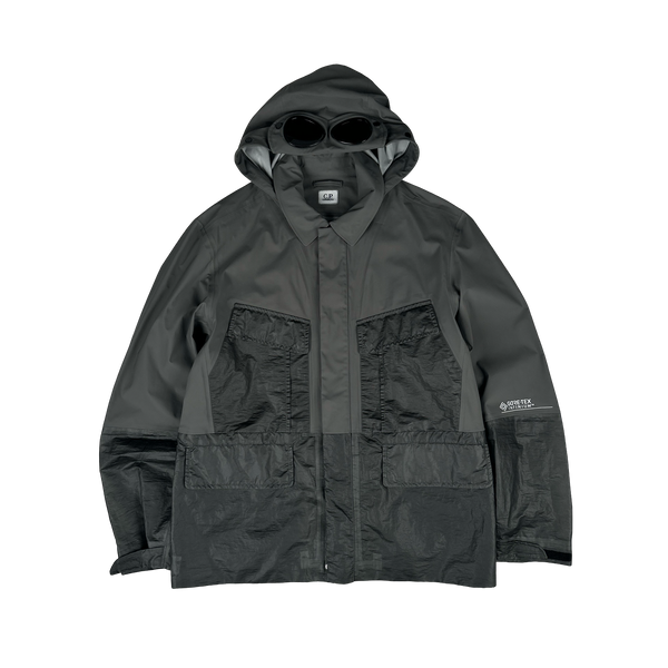 CP Company Grey Goretex Infinium Zipped Shell Goggle Jacket - Small