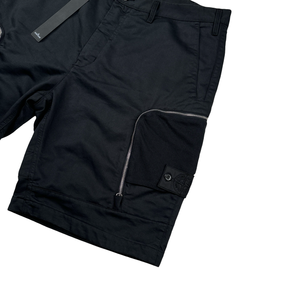 Stone Island 2021 Shadow Project Mesh Cargo Shorts - XL