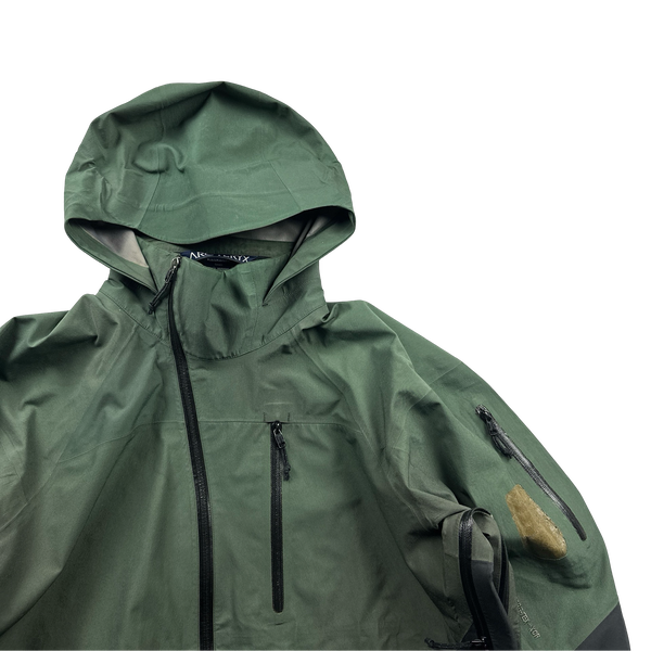 Arcteryx Green Goretex Asymmetric Windbreaker Jacket - Large