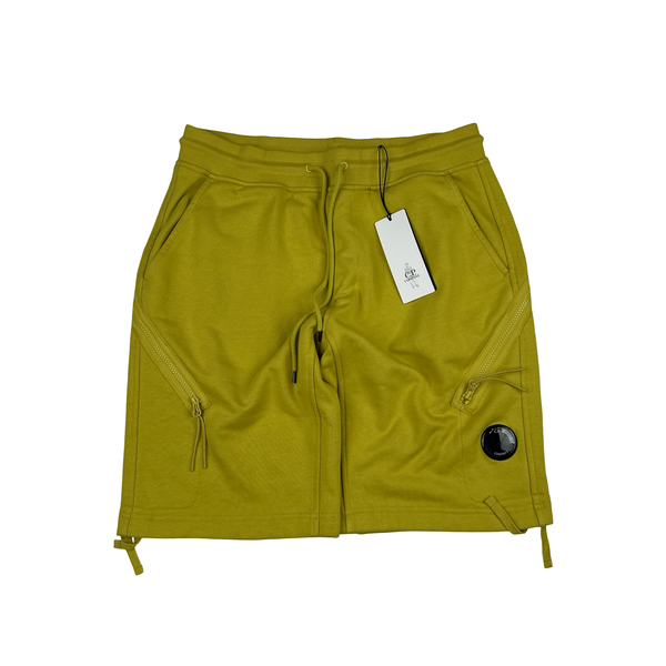 CP Company Green Cotton Lens Viewer Shorts - Small