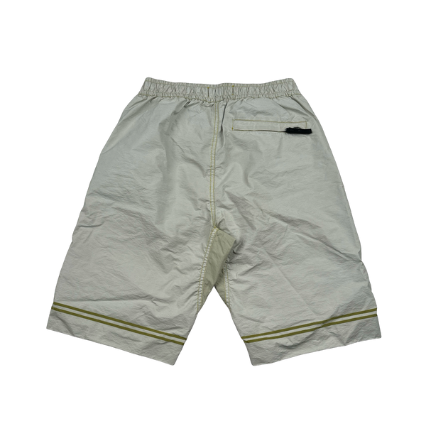 Stone Island 2019 Sage Green Tela Placcatta Compass Summer Shorts - 28"