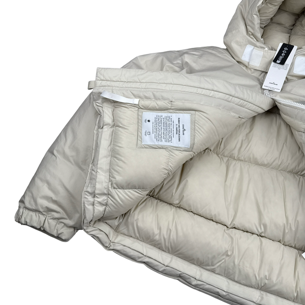 Stone Island 2023 Marina Cream Reflective Strips Puffer Rubber Wax Poplin Down S.I. Marina Jacket - XXL