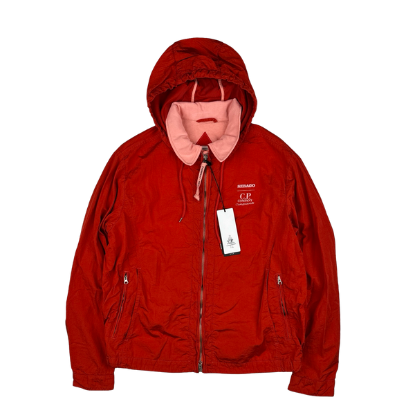 cp company sebago ナイロンブルゾン CP Company X Sebago Red Nylon Cotton Lined Collared Jacket