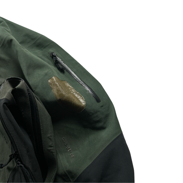 Arcteryx Green Goretex Asymmetric Windbreaker Jacket - Large