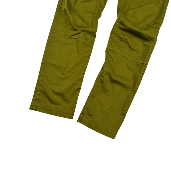 CP Company Pine Green Ergonomic Fit Cargo Trousers - Medium